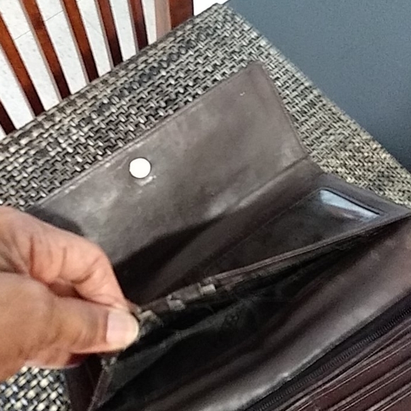 Wallet - Picture 2 of 3